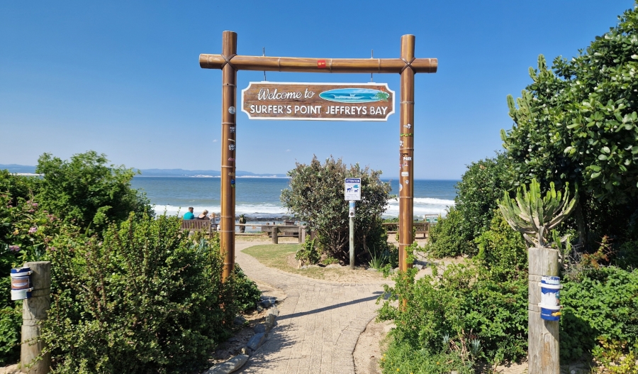 0 Bedroom Property for Sale in Wavecrest Eastern Cape